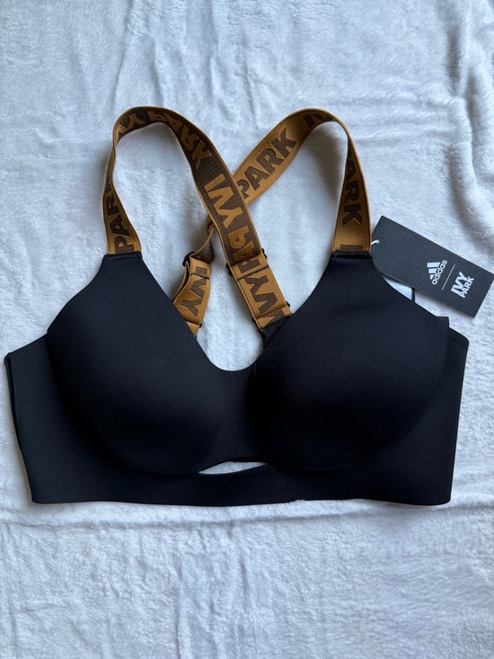adidas Other - Adidas x Ivy Park Cut Out Sports Bra Black Mesa NWT Medium Beyoncé